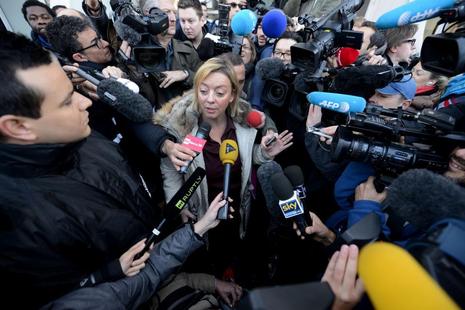 Sabine Khem, durante su comparecencia ante los medios.