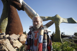 El escultor Ripolls, premio al mrito cultural.