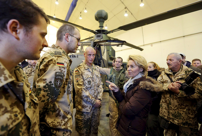 La ministra de Defensa, Ursula von der Leyen, en Afganistn.