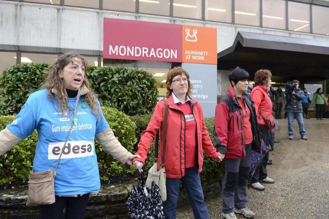 Literatura cabina Torpe El presidente del Grupo Mondragón anuncia su dimisión arrastrado por la  crisis de Fagor Electrodomésticos | País Vasco | EL MUNDO