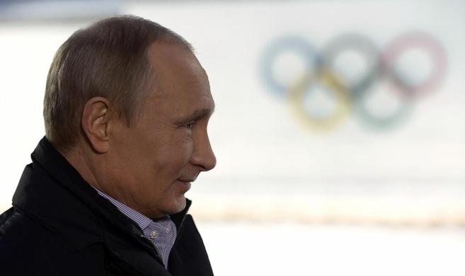 El presidente ruso, Vladimir Putin, visita las instalaciones de Sochi.