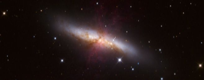La supernova SN2014J en la galaxia M82.