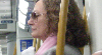 La madre de la Princesa de Asturias en el Metro de Madrid, carpeta en...