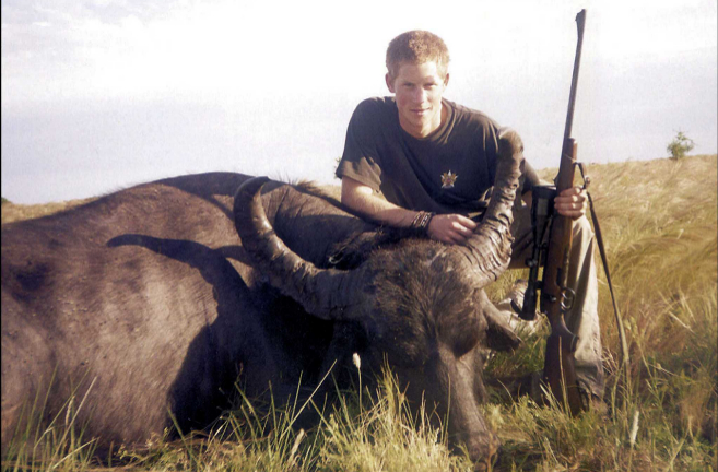 El prncipe Enrique, en noviembre de 2004, cazando en Argentina.