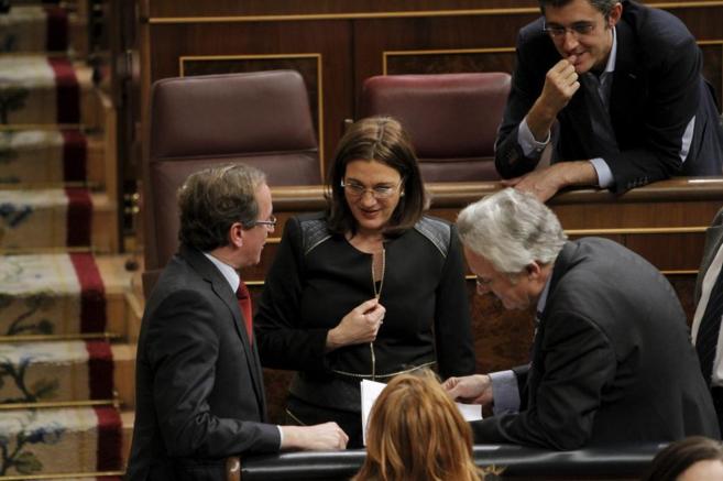 Soraya Rodrguez y Alfonso Alonso en el Congreso de los Diputados.