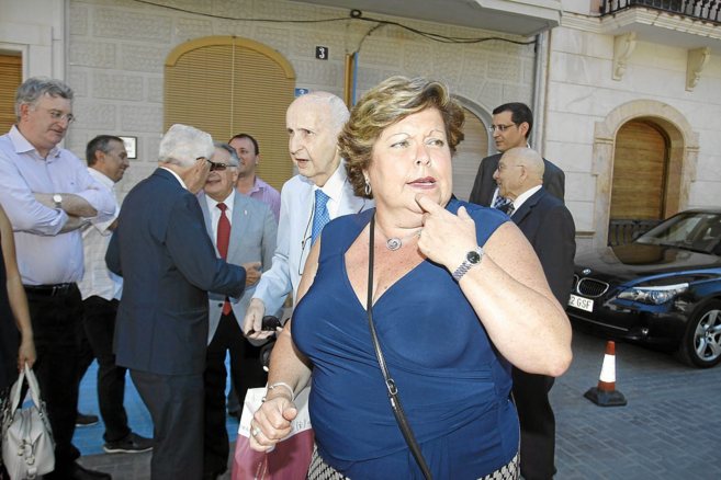 La alcaldesa de Novelda y diputada en Las Cortes, Milagrosa Martnez,...