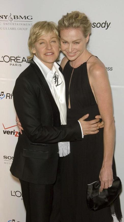 Ellen De Generes (i) y su mujer, la actriz Portia Di Rossi, casadas...