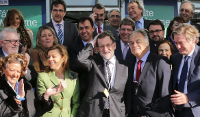 Foto de familia de Rajoy con eurodiputados 'populares' en Dubln.