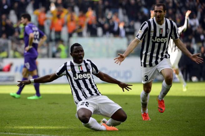 Asamoah celebra el gol ante la Fiorentina.