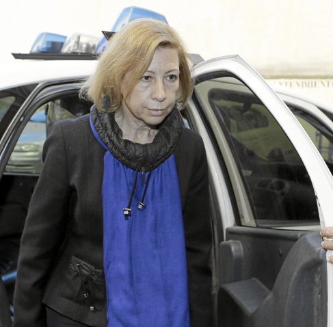 Maria Antnia Munar a su llegada a los Juzgados de Palma hace un mes.
