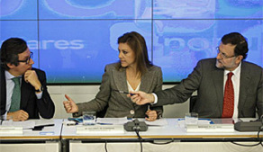 Floriano, Cospedal y Rajoy, en Gnova.