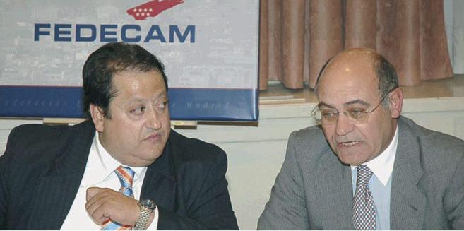 El presidente de Fedecam, Alfonso Tezanos, junto a Gerardo Daz...