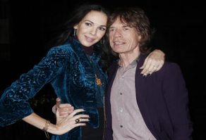 Mick Jagger con su novia, la fallecida, L' Wren Scott.