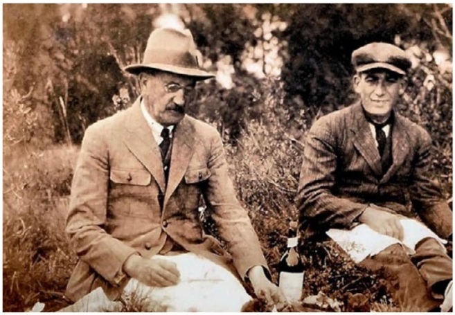 El ornitlogo Philip W. Munn y Antoni Ginart.