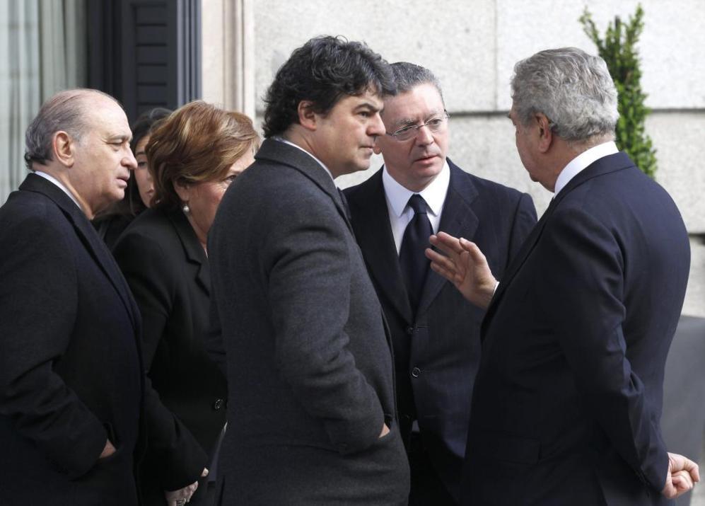 El ministro del Interior,Jorge Fernndez, Celia Villalollbos, Jorge...