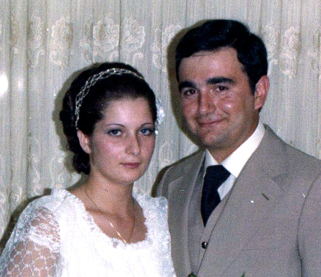 Concepcin Fernndez y su marido Aurelio Prieto, en su boda. Poco...