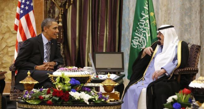 El presidente de EEUU, Barack Obama y el rey Abdalá cerca de Riad