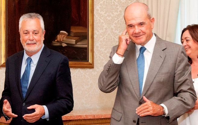 Los expresidentes de la Junta de Andaluca, Jos Antonio Grin y...