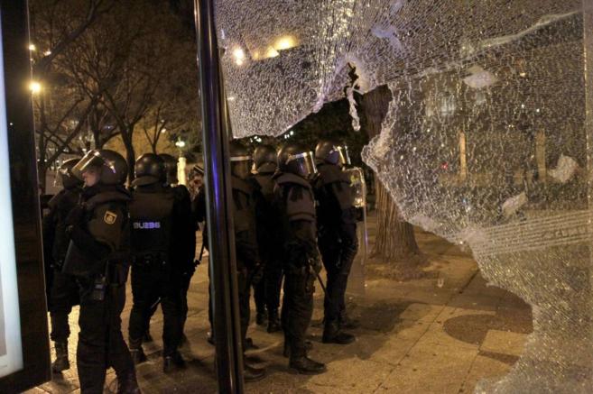 Disturbios tras la Marcha de la Dignidad celebrada en Madrid el pasado...