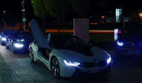  BMW i8  alumbrando el futuro
