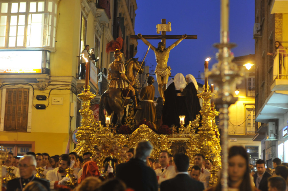 EL Cristo de la Sangre en su desfile procesional.