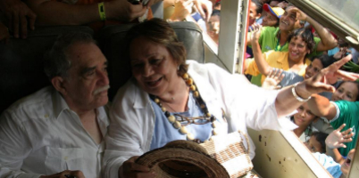 El Nobel con su esposa, Mercedes, en Aracataca.