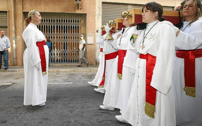Castedo, durante la Semana Santa, gobernando el paso de 'La...