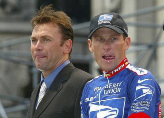Bruyneel y Armstrong, durante una presentacin de equipo.
