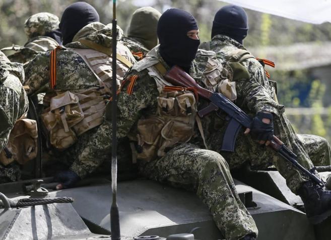 Milicias prorrusas desplegadas en el Este de Ucrania.