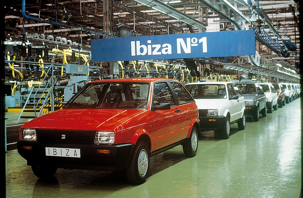 Primera unidad del Ibiza I fabricado entre los aos 1984 y 1993:...
