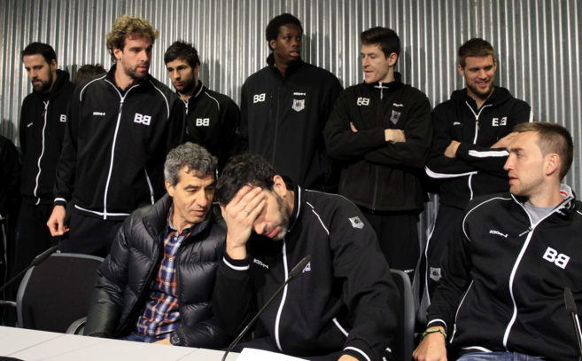 La plantilla del Bilbao Basket, el da que desconvocaron la huelga.