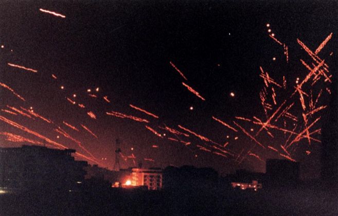 Bateras antiereas en el cielo de Bagdad en enero de 1991