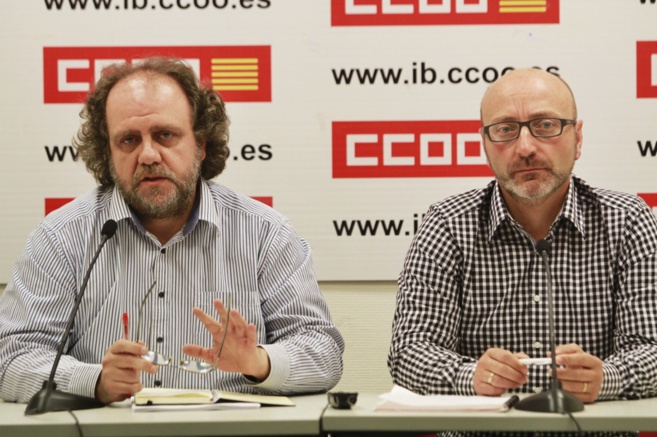 El secretario de Comunicacin de CCOO en Baleares, Francesc Mellado y...