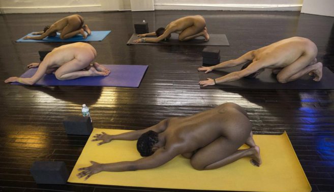 yoga desnudos