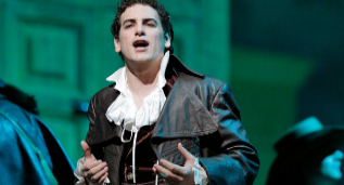 El tenor Juan Diego Flrez, durante la actuacin.