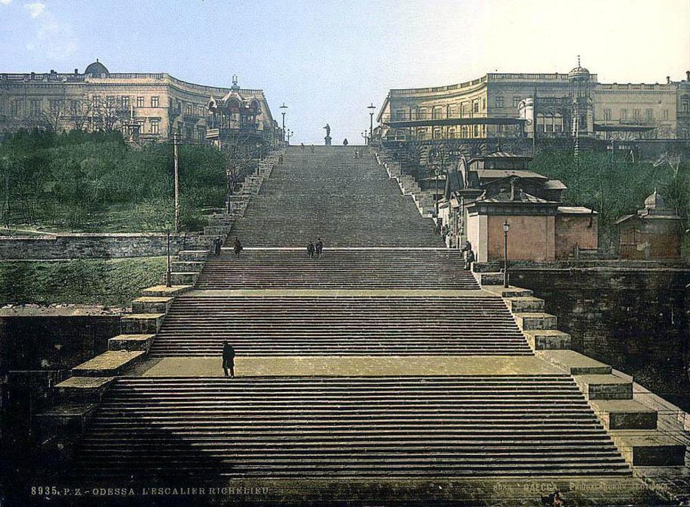 Foto de archivo del siglo XIX. Vista de la escalera Primorski, en la...