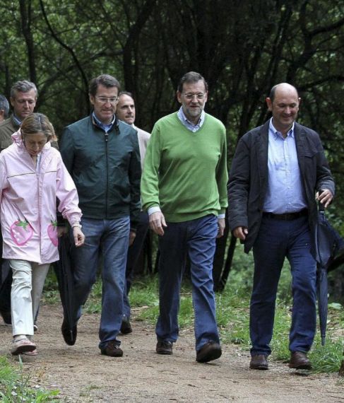 Louzn(d) junto a Rajoy, Feijo y Ana Pastor, en una imagen de 2012.
