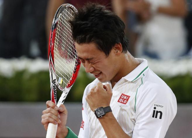 Kei Nishikori celebra su victoria ante David Ferrer.