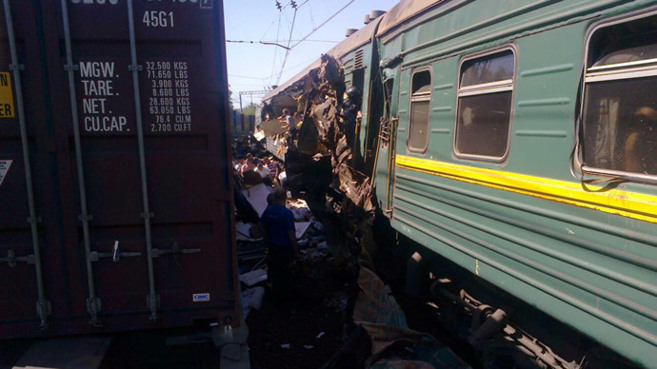 Estado de los trenes siniestrados a 60 kilmetros de Mosc.