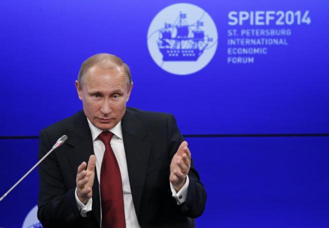 Vladimir Putin, durante su intervencin en el Foro Econmico...