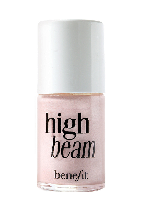 2. 'High Beam', de Benefit (27, 50 ). Iluminador lquido con...