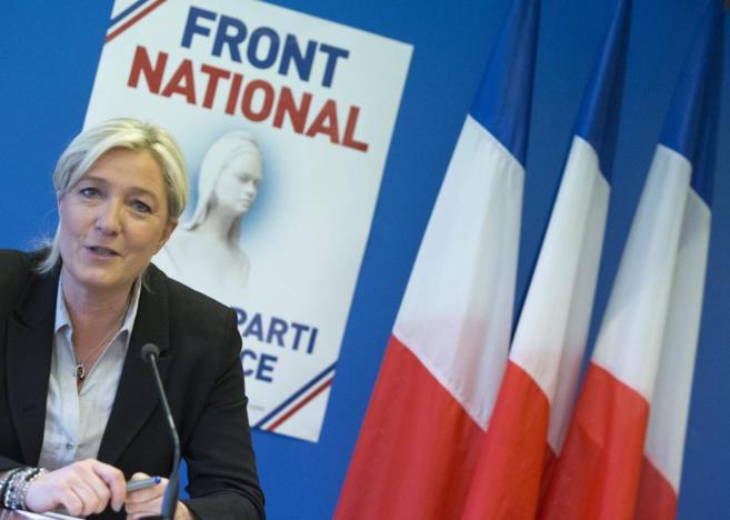 La líder del ultraderechista Frente Nacional (FN), Marine Le Pen,...