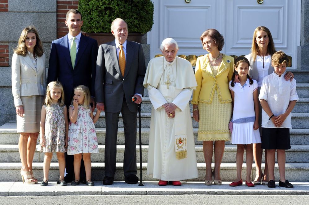 19/08/2011. La Familia Real recibe al Papa Benedicto XVI.