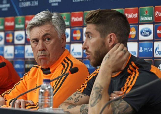 Ancelotti y Sergio Ramos en rueda de prensa.
