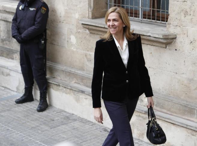 La Infanta Cristina a su llegada a los Juzgados de Palma para declarar...