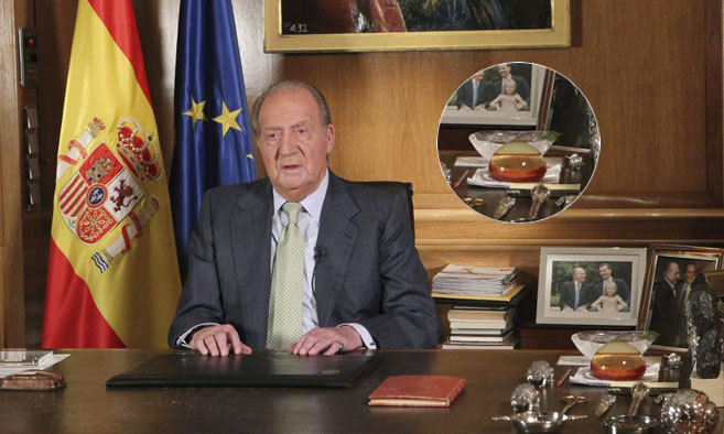 El Rey Juan Carlos I en su despacho el da que anunci su...