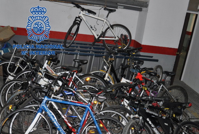 Algunas de las bicicletas recuperadas por la Polica Nacional.