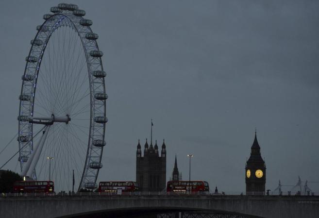 La ciudad de Londres vista desde el puente de Waterloo.