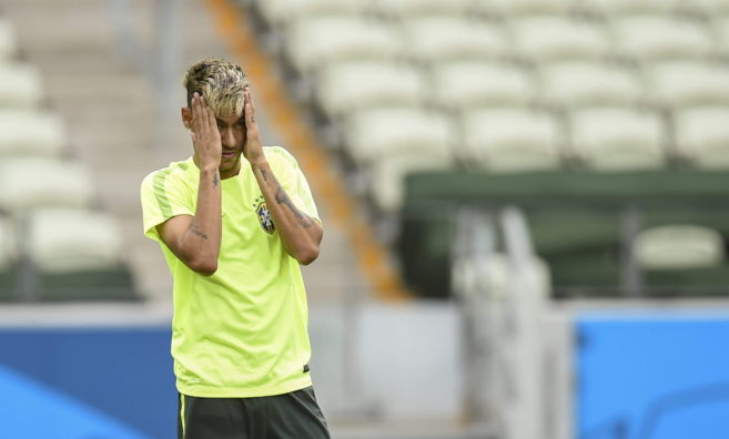 Neymar, durante un entrenamiento en Fortaleza con Brasil. / EFE