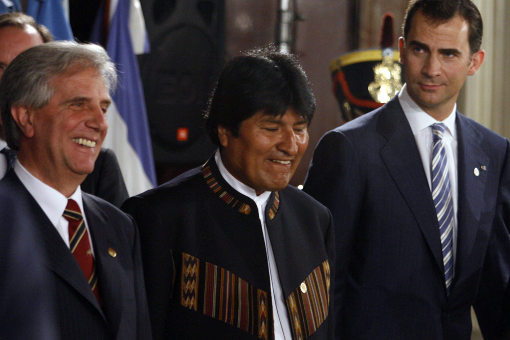 10/12/2007. El prncipe junto al presidente de Uruguay, Tabar...